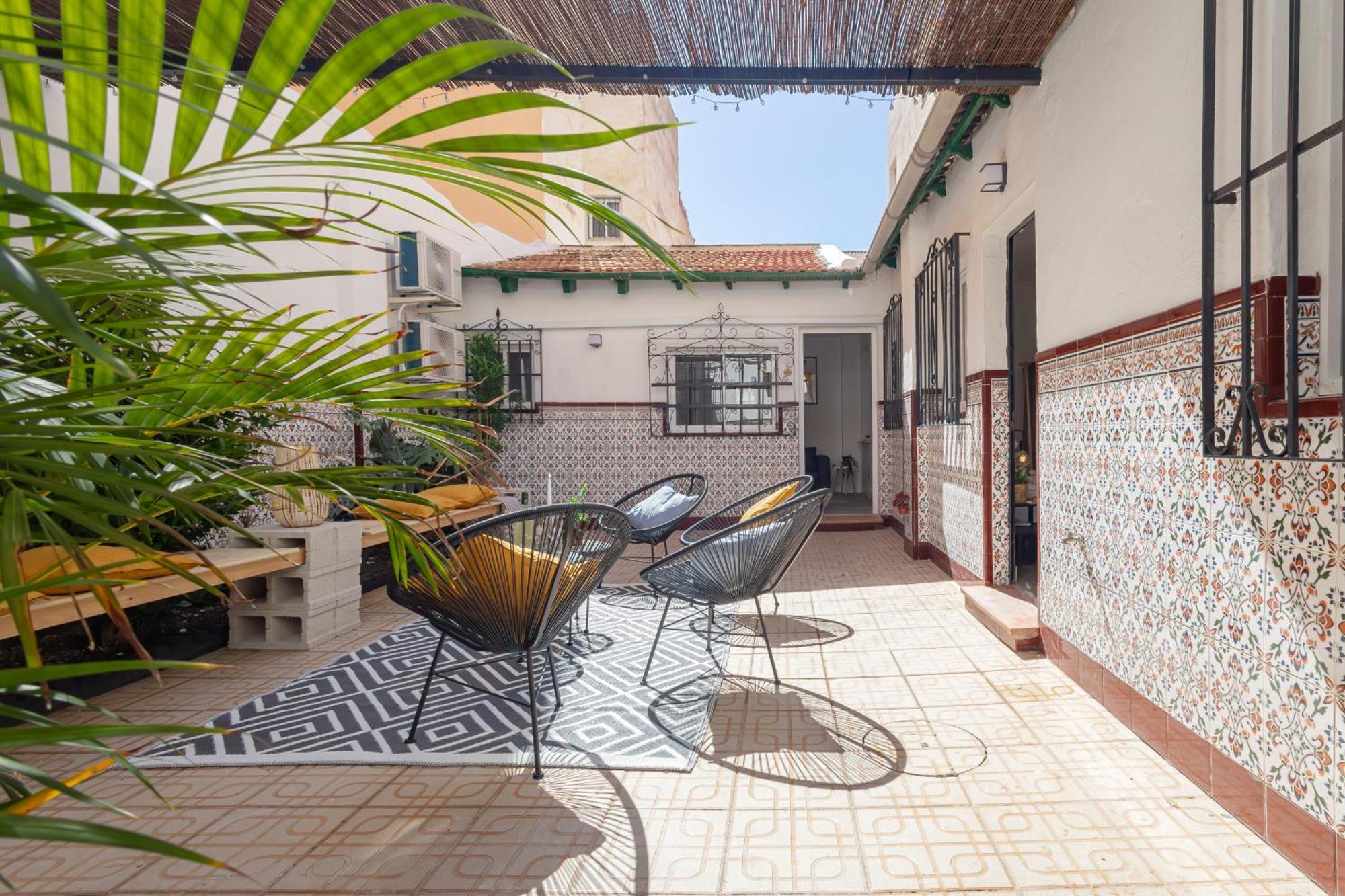 Nordik Rooms Urban - Trinidad "Mariehamn" Malaga Exterior photo
